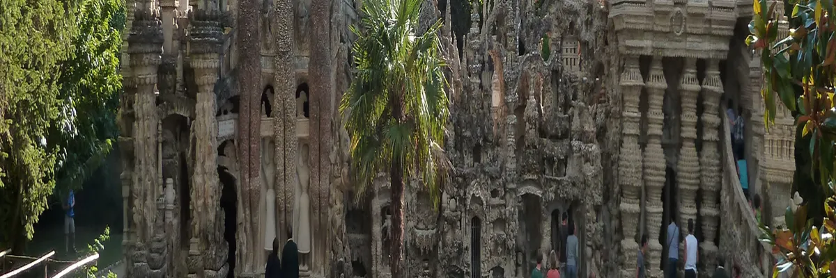 image-monte-escalier-hauterives.webp Image Monte escalier Hauterives