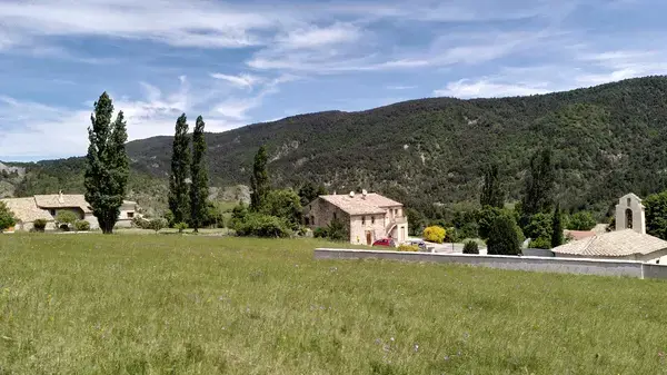 Monte Escalier 26 Monte escalier Arnayon