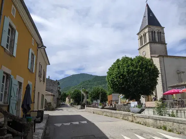 Monte Escalier 26 Monte escalier Bouvières