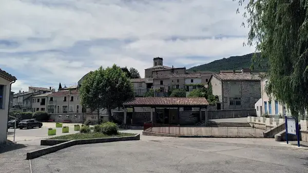 Monte Escalier 26 Monte escalier La Motte-Chalancon