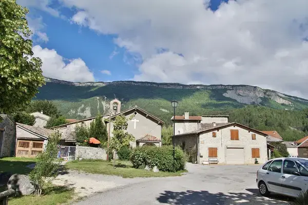 Monte Escalier 26 Monte escalier Poyols